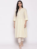 Off White color option, Sold out, Currently selected