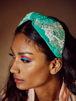 Diya Aswani - Green Feathered Foliage Hairband