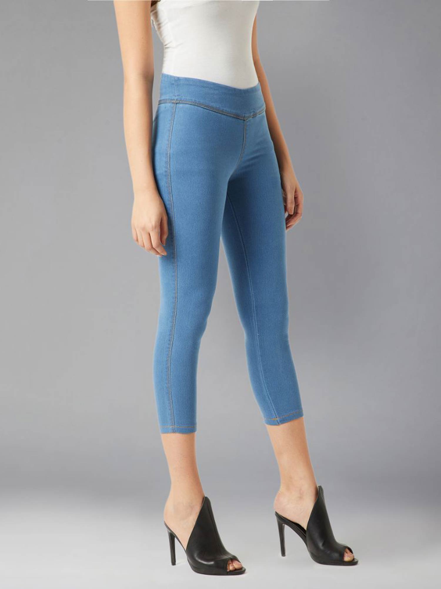 DOLCE CRUDO Blue Denim Jeggings Online 