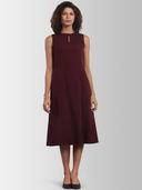 Maroon color option, Currently selected