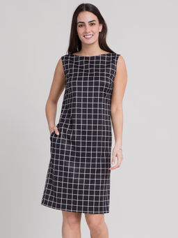 FableStreet - Black And White Boat Neck Checkered Shift Dress