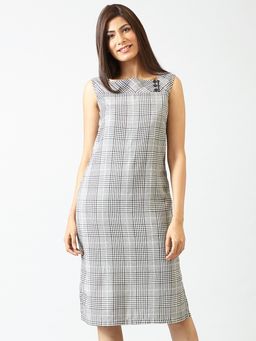 FableStreet - Sleeveless Chequered Shift Dress - Black & White