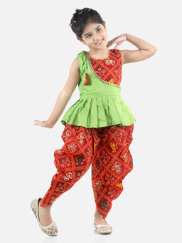 BownBee - Patan Patola Patch Top with Dhoti- Green