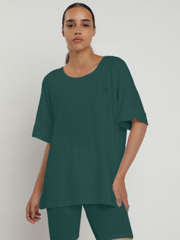 Wear Jukebox - Women Green Loose Fit Solid T-Shirt