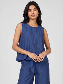max - Women Solid Sleeveless Top