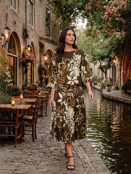 max - Brown Women Floral Print Top