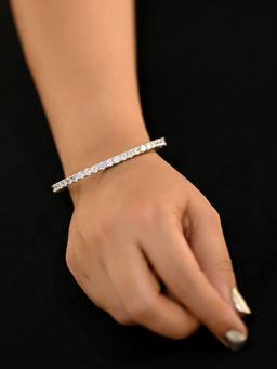 AG'S - Jeevisha Single Line Solitaire Bangle (2.6)