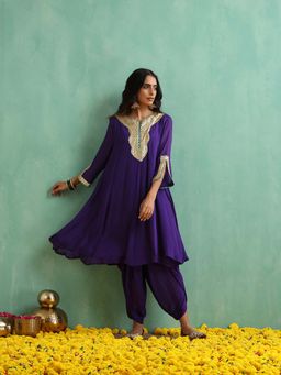 Indy Raaga - Women Purple Solid Kurta with Dhoti (Set of 2)
