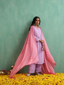 Indy Raaga - Women Mauve Solid Kurta with Pant and Dupatta (Set of 3)