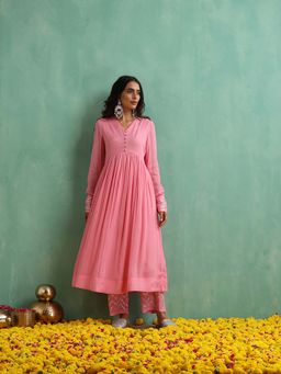 Indy Raaga - Women Pink Solid Kurta with Pant (Set of 2)