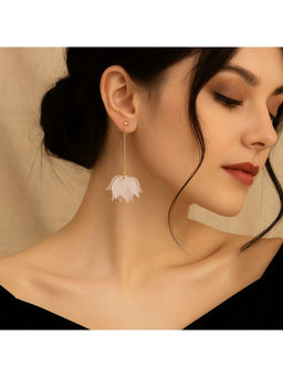 Amorenmore - Swanpetal Whisper Drops Earrings
