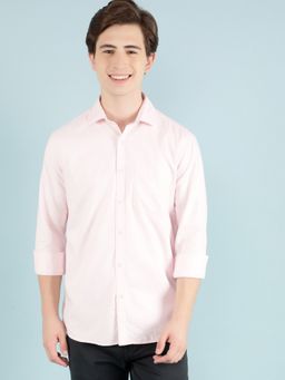CRIMSOUNE CLUB - Men Pink Solid Cotton Shirt