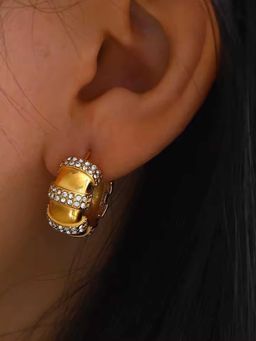 ZAISHA - Curvy Zirconia Earrings -18K Gold Plated Stainless Steel