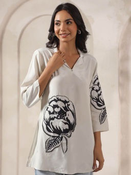 KAFTANIZE - Women Grey Collar Neck Floral Tunic