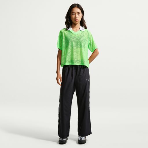 Nike Sportswear Classic - Women's Mid-Rise Woven Trousers