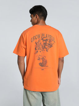 Puma - Graphics Grow Playful Men Relaxed Fit T-Shirt Orange