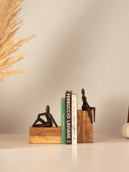 IAAH - Man Sculpture Bookend Brown