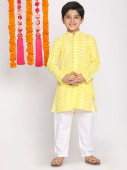 Vastramay - Boys Yellow & White Kurta Pyjama (Set of 2)
