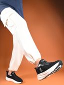 Black color option, Currently selected