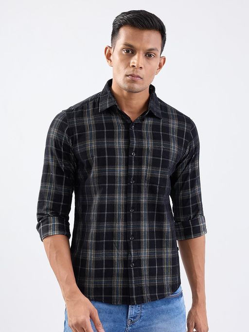 Spykar Jet Black Slim Fit Casual Shirt for Men