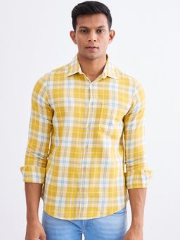 Spykar - Sulphur Yellow Slim Fit Casual Shirt for Men