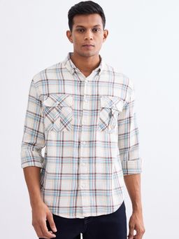 Spykar - White Comfort Fit Casual Shirt for Men