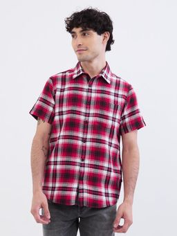 Spykar - True Red Slim Fit Casual Shirt for Men