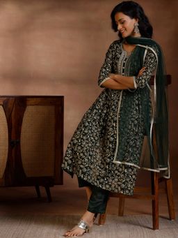 Libas - Green Floral Printed High Slit Kurta with Trousers and Dupatta (Set of 3)