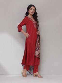 Aarke Ritu Kumar - Red Embroidered Ikat Kurta with Pants and Dupatta (Set of 3)
