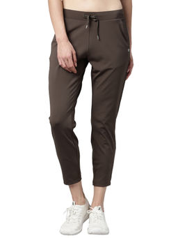 Enamor - Mid Rise Travel Pants 7/8th Length Drawstring Relaxed Fit Quick Dry E068