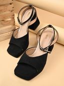 Black color option, Currently selected