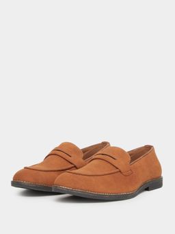 Styli - Men Brown Classic Loafers