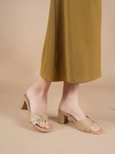 Beige color option, Currently selected