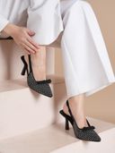 Black color option, Currently selected