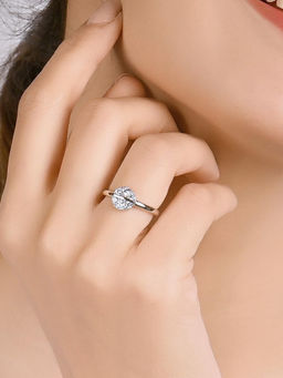 RACHIVA - 925 Sterling Silver Gleaming Halo Zircon Ring