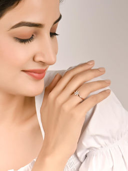 RACHIVA - 925 Sterling Silver Rose Gold Petal Flower Ring