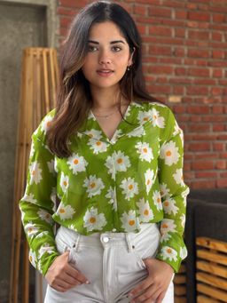 Tandul - Women Green Georgette Floral Shirt