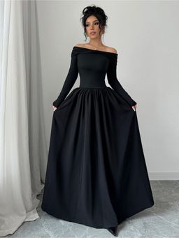 Outzidr - Black Off Shoulder Flared Dress