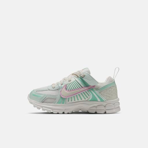 Nike Vomero 5 - Younger Kids' Shoes with Reflective Design Accents