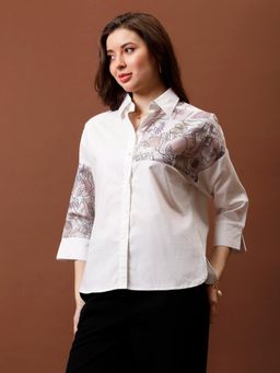 AAREIN - Women White Beige Patch Shirt