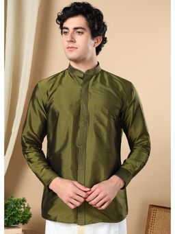 TATTVA - Men Olive Solid Shirt