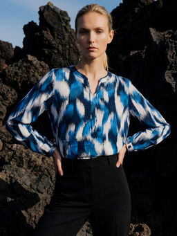 DaKauz - Blue Ikat Top