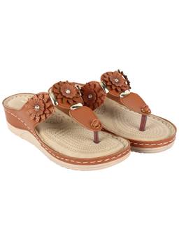 XE Looks - Women's Tan Doctor Slippers