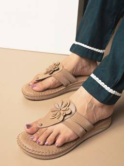 XE Looks - Beige Women's Chiku Orthopaedic Flat Sandals - Soft, Comfortable Doctor Slippers