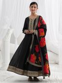 Black color option, Sold out, Currently selected