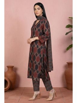W - Black Embroidered Embellished/Sequined Straight Kurta And Pant With Dupatta