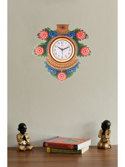 eCraftIndia - Red Floral Lead Shape Wooden Handcrafted Wooden Wall Clock