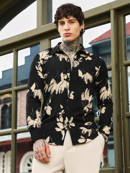 Campus Sutra - Men Black Floral Shirt
