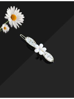 Laida - Pearl Bow Embellished Hair Clip