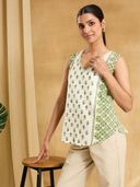 Green color option, Sold out, Currently selected